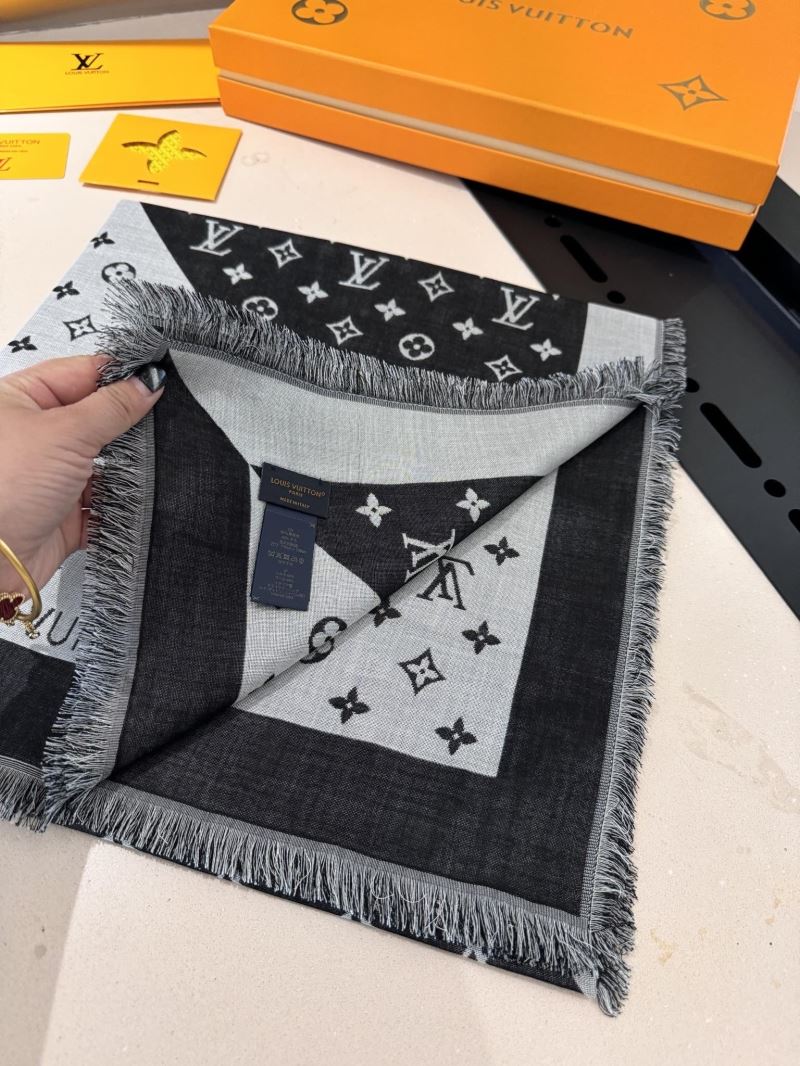 Louis Vuitton Scarf